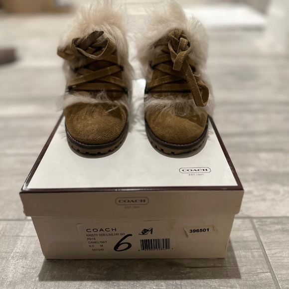 COACH KRISTY FUR BOOT MULE SZ 6 - Picture 4 of 5